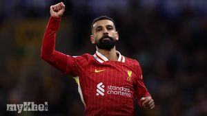 Salah's Penalty Sends Liverpool To Premier League Summit With 2-1 Win Over Wolves