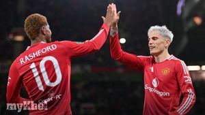 Manchester United Dominates Barnsley 7-0 In EFL Cup With Rashford Scoring Twice