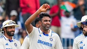 IND vs BAN: R Ashwin Will Need 3 Seasons To Break Anil Kumble's Record, Says Former Spinner Maninder Singh