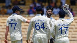 Shubman Gill Trolls Mohammed Siraj, Says ‘Baaki Sab Fake Hai’ During IND vs BAN Test