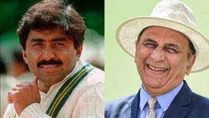 Sunil Gavaskar recalls Humourous Tale of 'Javed Miandad's Witty Mind Games' during India vs Pakistan clash