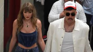 Taylor Swift Cheers & Travis Kelce’s Touchdowns: A Match Made in Arrowhead Stadium Heaven!