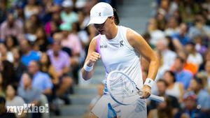 Swiatek Credits Serena Williams For Smooth Advance To US Open Fourth Round