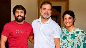 Vinesh Phogat and Bajrang Punia's Meeting with Rahul Gandhi Sparks Speculation About Their Political Future