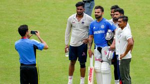 IND vs BAN: WATCH - Kanpur Ground staff Touches Virat Kohli’s Feet Minutes Before Start of Second Test