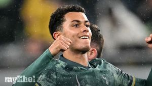 Brennan Johnson's Late Goal Secures Tottenham's 2-1 Europa League Victory Over Ferencvaros
