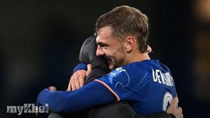 Dewsbury-Hall Commends Enzo Maresca Following Chelsea's 4-2 Victory Over Gent
