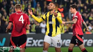 Fenerbahce Holds Manchester United To 1-1 Draw In Europa League Match