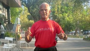 Running Against Time: 75-Year-Old Gopinath's Inspiring Marathon Journey