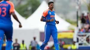 Morne Morkel unhappy with Hardik Pandya's bowling ahead of Bangladesh T20Is? Does this in Gwalior net session
