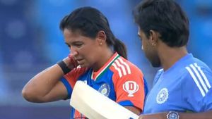 IND-W vs PAK-W: Why Did Harmanpreet Kaur walk out of ground before India's Win and Skipped Presentation Ceremony too?