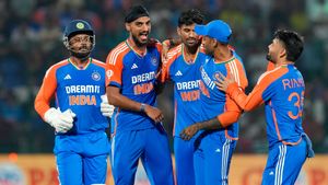 IND vs BAN 3rd T20I Toss & Playing 11: India Opt To Bat & Make One Change To Their Line Up