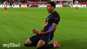 Vincent Kompany Praises Lamine Yamal As Barcelona's Potential Successor To Lionel Messi