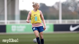 Leah Williamson Relishes England Duty Following Arsenal's Challenging Start To The Season