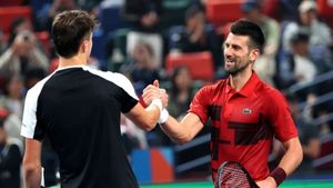 Djokovic to monitor Mensik after fighting back in Shanghai thriller