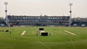 PAK vs ENG 3rd Test: Giant Fans & Heaters Return as Pakistan Aim to Prepare Spin-Friendly Pitch in Rawalpindi