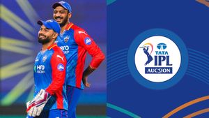 IPL Auction 2025: Rishabh Pant Set for Mega Deal at Auction as Delhi Capitals Opt for This Indian Cricketer Instead - Report