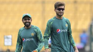 Pakistan vs England: Shaheen Afridi Mocks Babar Azam, Rift in Camp Amid Disappointing Run at Multan?