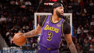 Injured Anthony Davis Urges Los Angeles Lakers To Achieve Consistency Amid Foot Injury Concerns