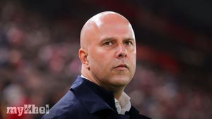 Arne Slot Receives Praise For Humble Approach As Liverpool Manager Following Jurgen Klopp