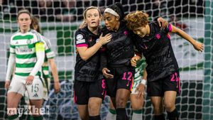 Chelsea Rallies To Defeat Celtic 2-1 In Women's Champions League Match