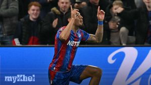 Crystal Palace Secures Dramatic 1-1 Draw Against Newcastle United With Late Goal From Munoz