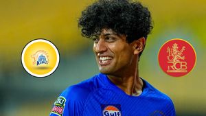 IPL 2025 Auction: From RCB to CSK, 5 Teams Likely to Target Rachin Ravindra at Mega Auction