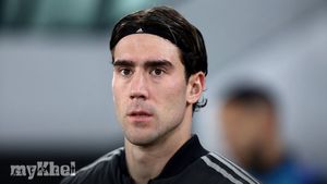 Dusan Vlahovic Discusses Why Playing For Serbia Is Easier Than At Juventus
