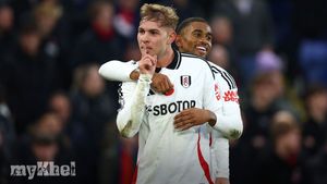 Fulham Manager Marco Silva Lauds Emile Smith Rowe After Impressive Performance Against Crystal Palace