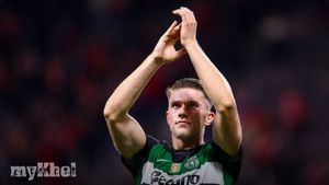 Viktor Gyokeres Downplays Transfer Links To Manchester United Amid Rumours