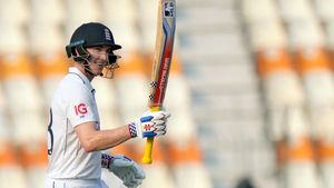NZ vs ENG: Harry Brook Smashes 7th Test Century, Becomes Second Fastest to 2000 Runs in Terms of Balls Faced