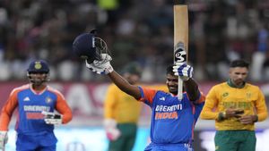 South Africa vs India 1st T20I Awards List: Complete List of Award Winners, Player of the Match, Key Stats