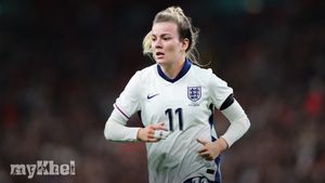 Lauren Hemp Excluded From England Squad Following Successful Knee Surgery