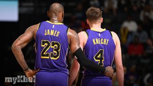 LeBron James Commends Dalton Knecht After Tying NBA Rookie Record With Nine 3-Pointers