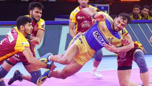 PKL 2024: U Mumba Edge Out Patna Pirates, Telugu Titans Triumph in Southern Derby Clash