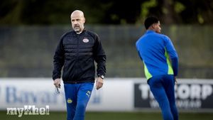 PSV Aims For Recovery Against Girona Following Ajax Loss In Champions League