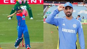 Ramandeep Singh joins Elite List after hitting first Ball for Six, only 2nd Indian to achieve rare feat