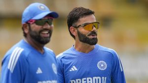 Border-Gavaskar Trophy: Virat Kohli, Rohit Sharma's Futures in Focus as Gambhir, Agarkar Plan Transition in Australia