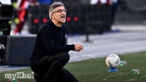 Roma Part Ways With Head Coach Ivan Juric; Roberto Mancini Expected To Take Over Soon