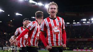 Sheffield United Clinches Dramatic Late Win Over Sunderland To Top Championship Table
