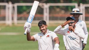 Shreyas Iyer Hits Back-to-Back Centuries for Mumbai in Ranji Trophy after ignored for Team India Selection