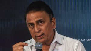 Sunil Gavaskar Criticizes Gautam Gambhir Coaching and Suggests Jasprit Bumrah for India Captaincy for IND vs AUS