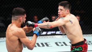 UFC Edmonton 2024 Results: Former Flyweight Champ Brandon Moreno Makes Victorious Return