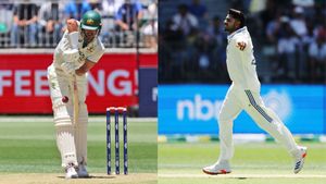 Border-Gavaskar Trophy Heats Up: Mitchell Starc Warns Harshit Rana ‘I Bowl Faster Than You’ in Fiery Exchange