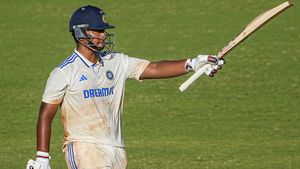 IPL 2025 Auction: Vaibhav Suryavanshi Father Responds to Age Fraud Allegations After Historic Rajasthan Royals Deal
