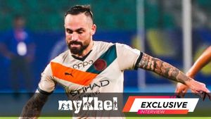 Jeremy Manzorro Exclusive: Mumbai City FC Midfield Maestro Eyes Silverware and Free-Kick Magic