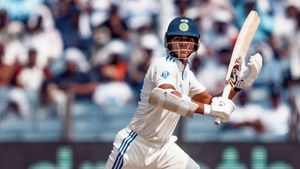 Most Sixes in a Calendar Year in Tests: Yashasvi Jaiswal Breaks Brendon McCullum Record in IND vs AUS Clash