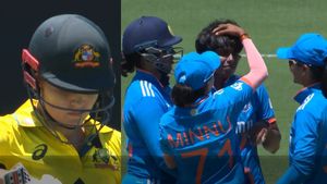 IND-W vs AUS-W: Arundhati Reddy Four-for breaks backbone of Aussie batting order