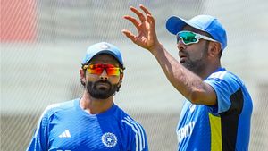 'It Was Shocking' - Ravindra Jadeja Reacts After On-Field Mentor Ravichandran Ashwin's Sudden Retirement