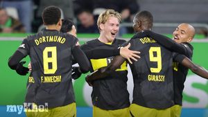Borussia Dortmund Clinches First Bundesliga Away Win With 3-1 Victory Over Wolfsburg